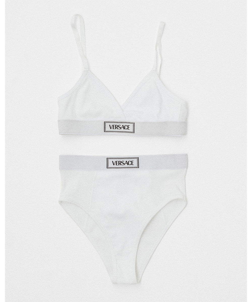 Dwyane Wade 倾情演绎 Versace 内衣系列