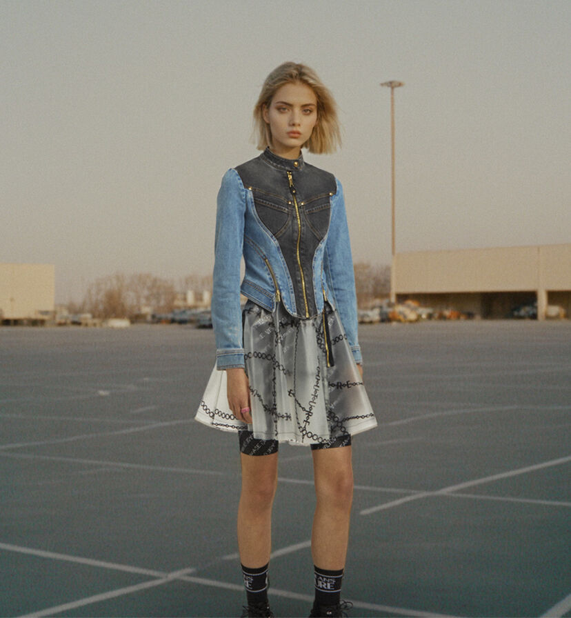 Versace Jeans Couture 2023 秋冬牛仔系列