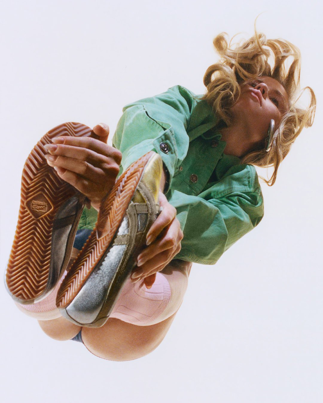 Onitsuka Tiger x Versace 女款联名系列